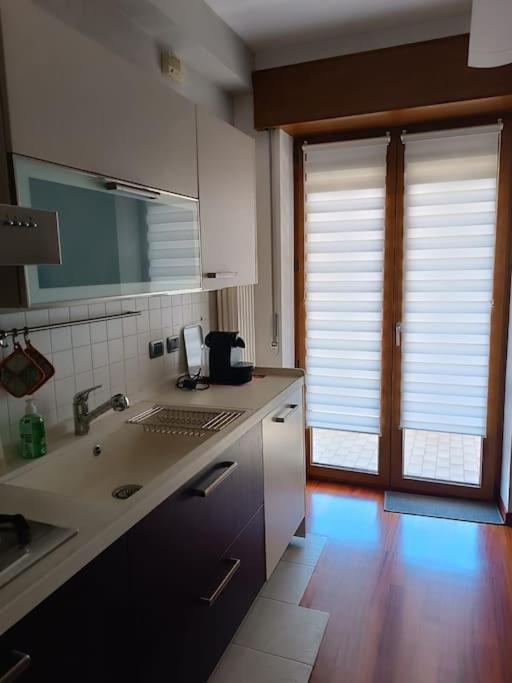 Appartamento Casa เวโรนา ภายนอก รูปภาพ