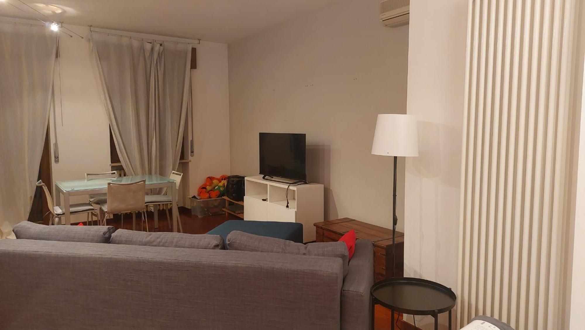 Appartamento Casa เวโรนา ภายนอก รูปภาพ